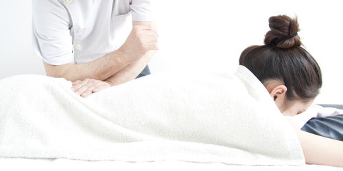 腰マッサージ